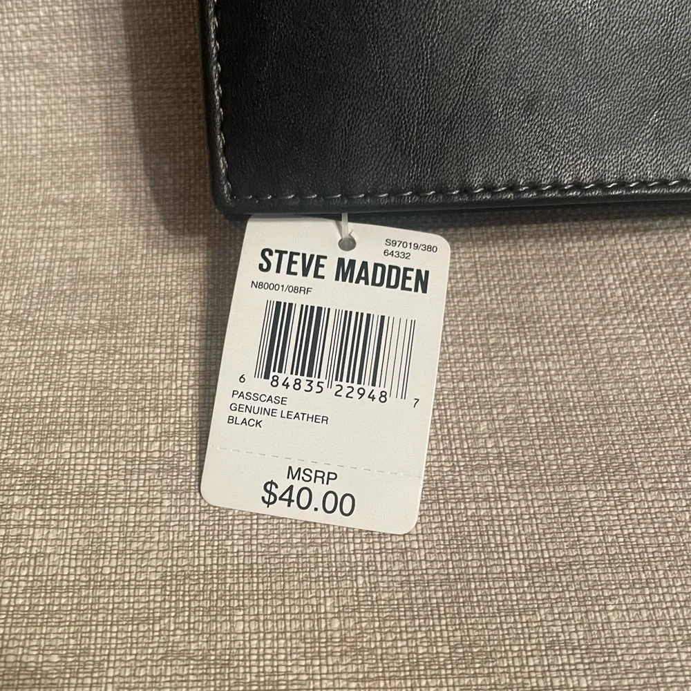 NWT Steve Madden RFID Bi-Fold Wallet